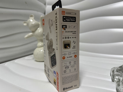 FOUNISER PAFIN AND HEADPHONE