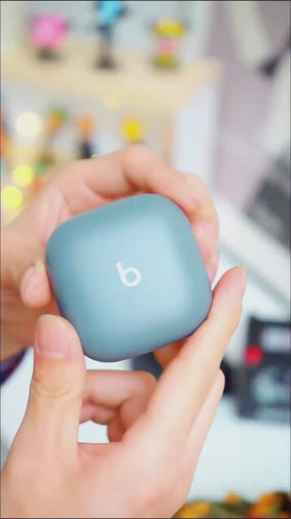 FOUNISER PAFIN AND HEADPHONE